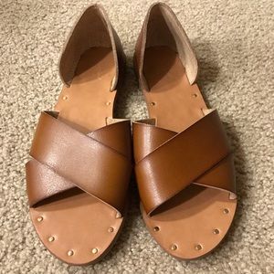 ✨SALE✨ 3/$10! Universal Thread Brown Sandals
